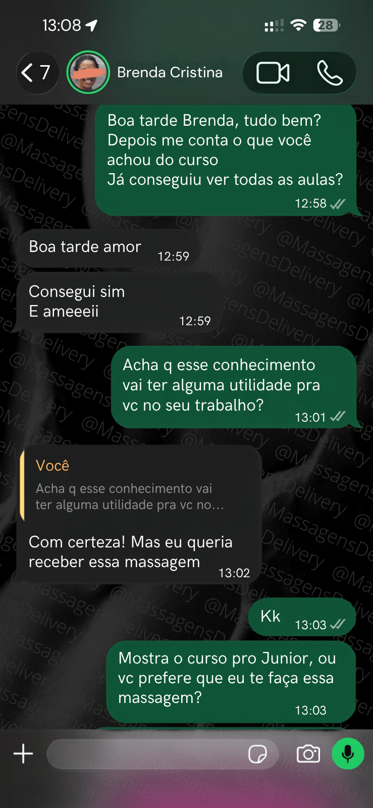 Depoimento da Brenda dizendo que amou o curso e agora quer receber a massagem
